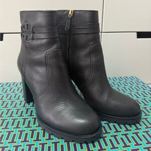 Tory Burch Black Heeled Boots Size 9
